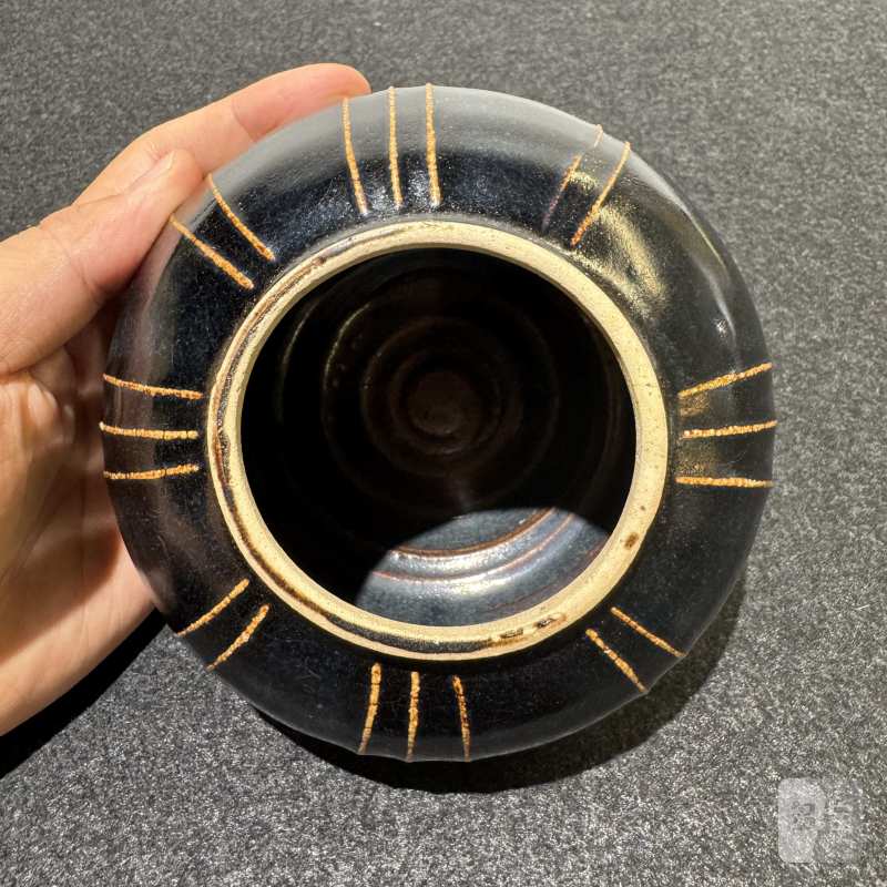 明 黑釉线条盖罐 - 图6